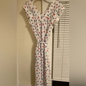 VINTAGE SLEEVELESS PRINT DRESS 🎀

OPTIONAL BELT FOR SNATCHING YOUR WAIST!